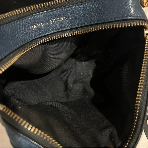 Marc Jacobs Dark Blue Crossbody Bag with Gold Accents - Picture 9 of 12